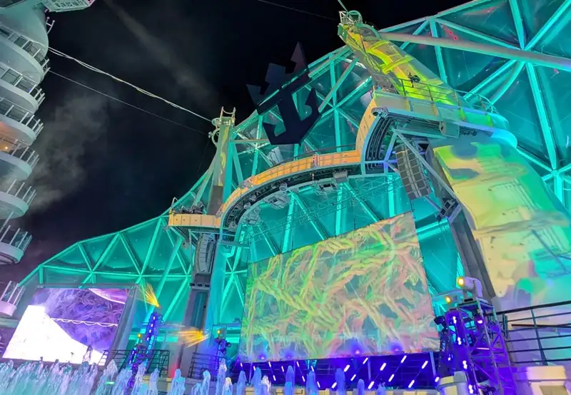 AquaTheater