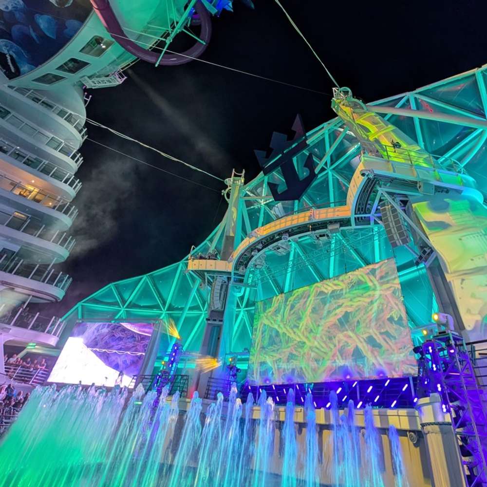AquaTheater