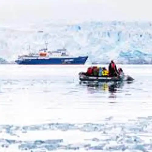 Image related to Cruise the Ice Fronts of Van Keulenfjorden