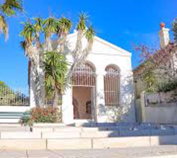 Walk to Chapelle Notre-Dame-de-Pitié