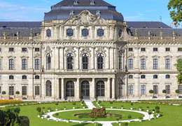 IgluCruise.Application.ViewModels.Shared.WebImageViewModel?.Description