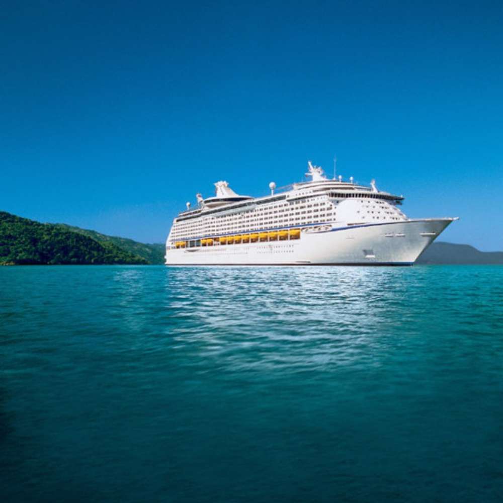 Explorer sailing