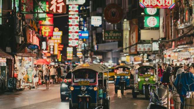 Enjoy a Tuk Tuk Street Eat Tour in Bangkok