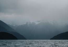 IgluCruise.Application.ViewModels.Shared.WebImageViewModel?.Description