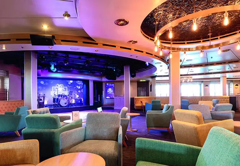 Live Room