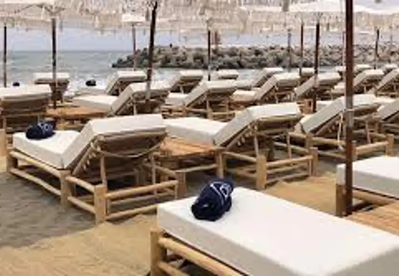Chic Beach Clubs