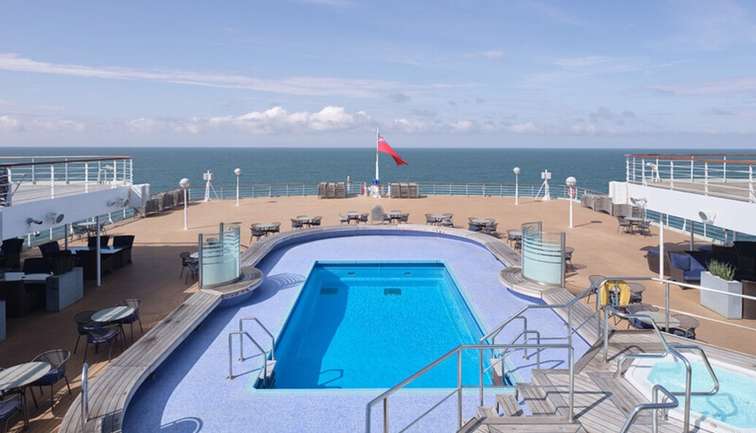 Pool on Arcadia