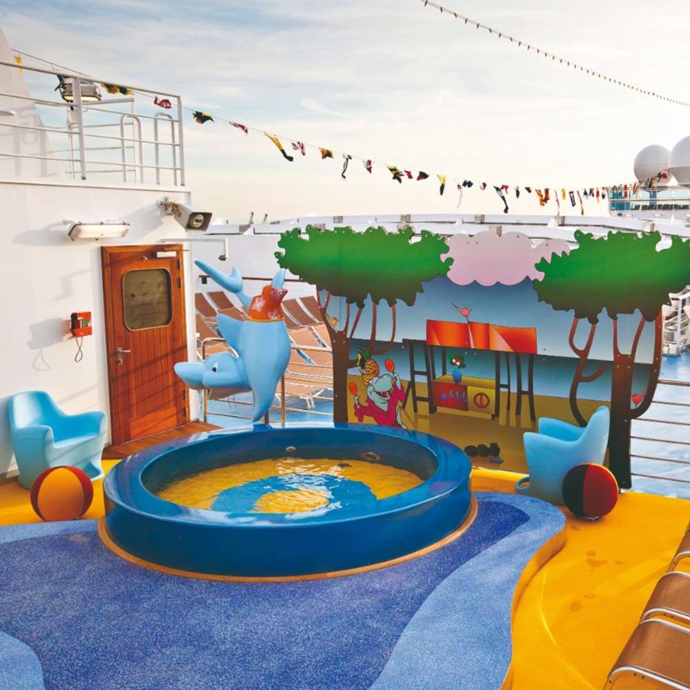 Squok Outdoor Area Pool