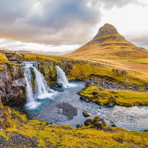 Image related to Kirkjufell