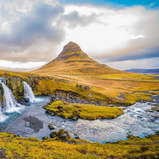 Image related to Kirkjufell