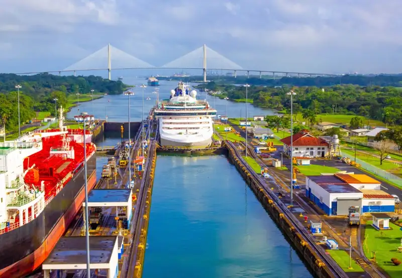 Panama Canal (Partial Transit)