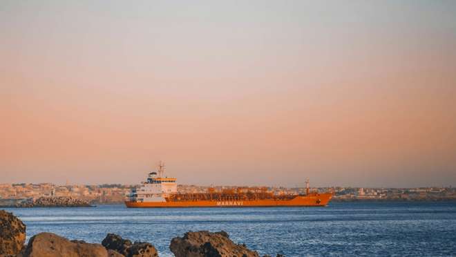 Explore a historic Moroccan Atlantic port renowned for its pottery and Portuguese fortress.