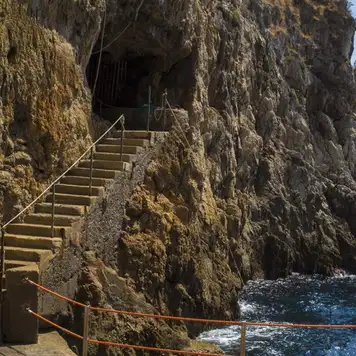 Image related to Grotto dello Smeraldo