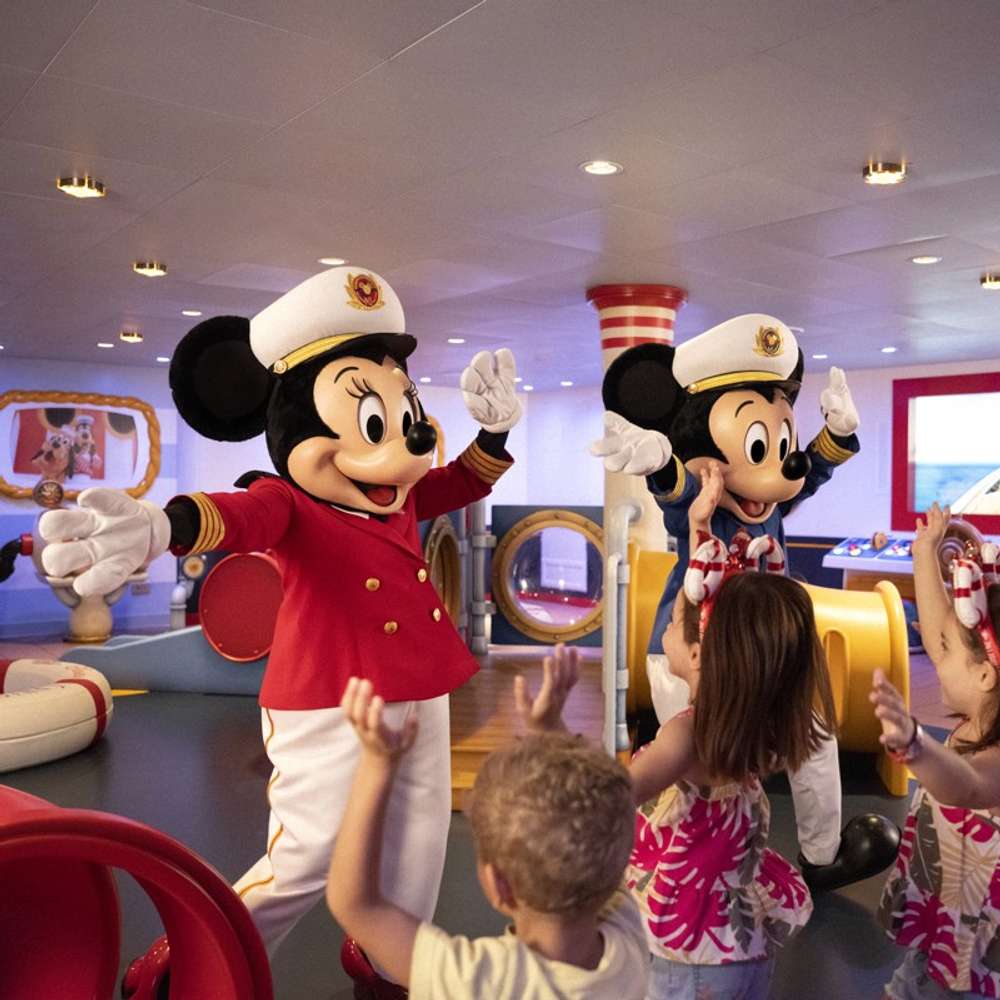 Captain Mickey and Minnie