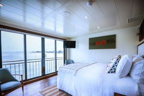 Image related to Luxury Suite