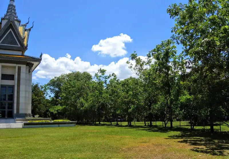 Phnom Penh - Infamous Killing Fields