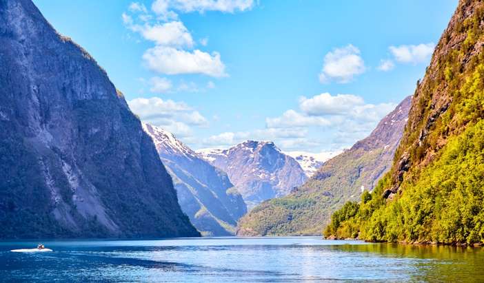 Scenic Cruising Sognefjord