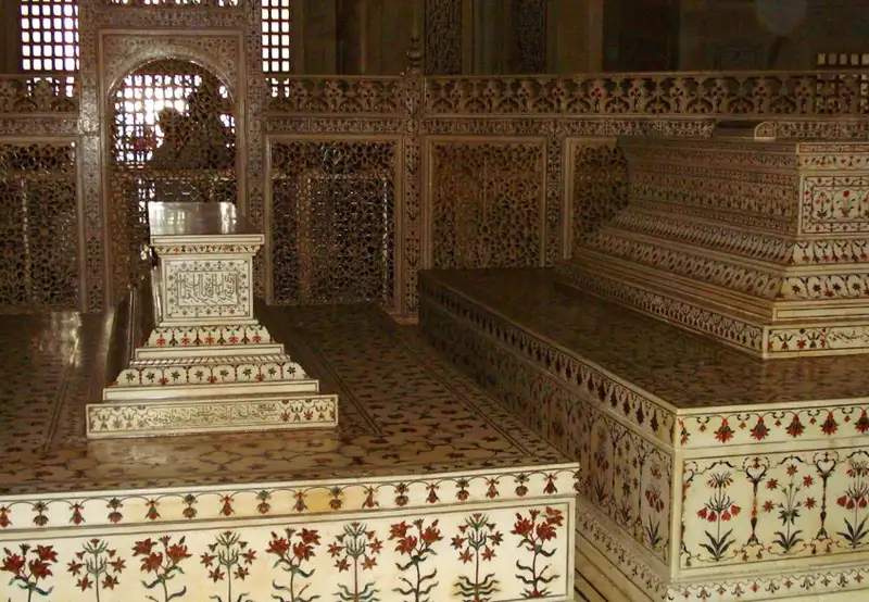 Taj Mahal’s Central Chamber