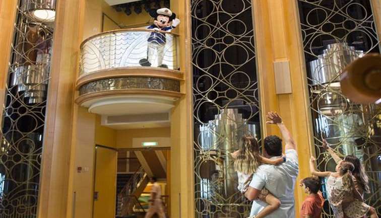 DISNEY WONDER