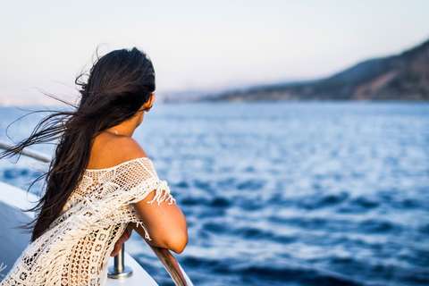 Image related to women on cruise