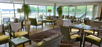 Club Lounge