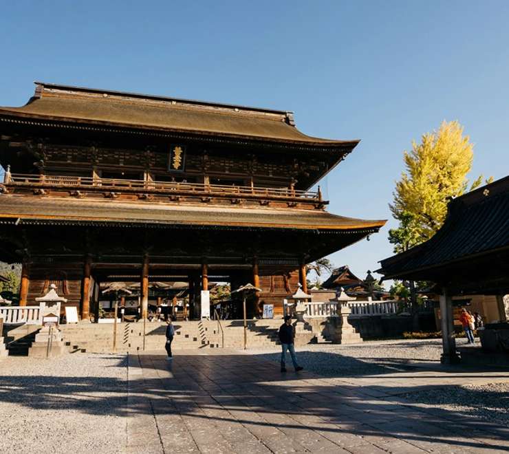 Nagano - 7th Century Zenko-ji Temple & Sake Brewery