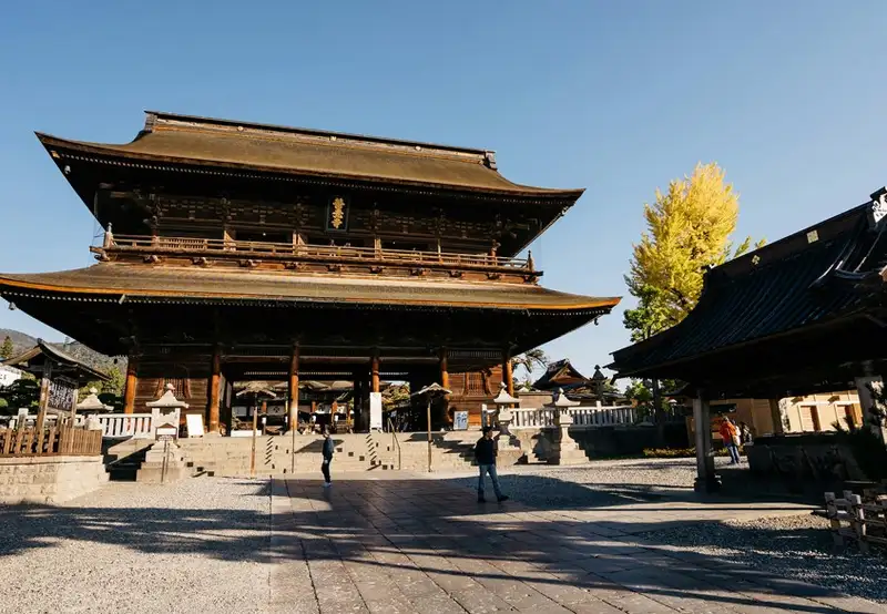 Nagano - 7th Century Zenko-ji Temple & Sake Brewery