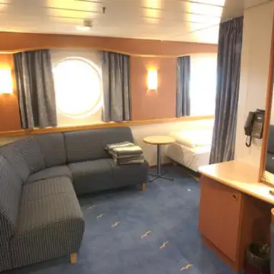 Image related to Arctic Superior Outside Middle Deck