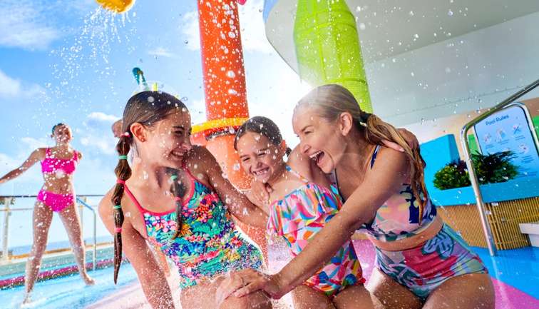 SplashAway Bay
