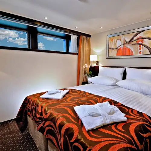 Deluxe Stateroom