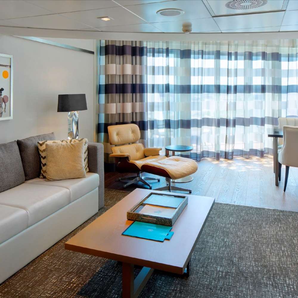 OWNER-LOFT-SUITE