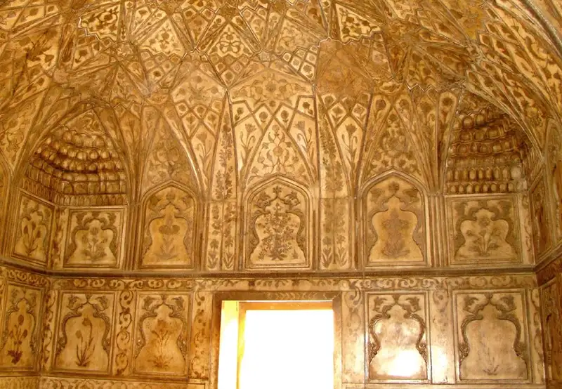 Sheesh Mahal