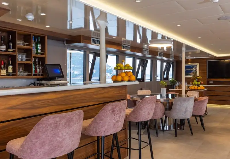 MV Lady Eleganza