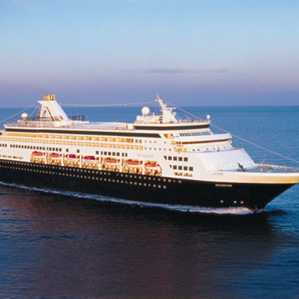Holland America MAASDAM