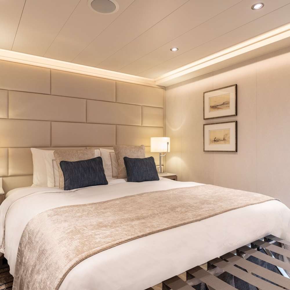 Silver Suite 