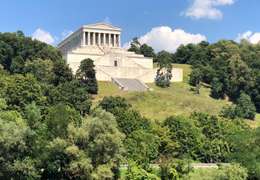 IgluCruise.Application.ViewModels.Shared.WebImageViewModel?.Description