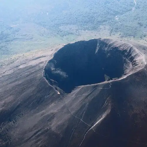 Image related to Mount Vesuvius