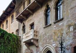 IgluCruise.Application.ViewModels.Shared.WebImageViewModel?.Description