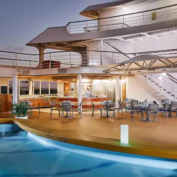 Pool Bar