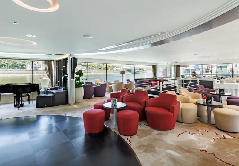 Panorama Lounge