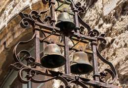 IgluCruise.Application.ViewModels.Shared.WebImageViewModel?.Description