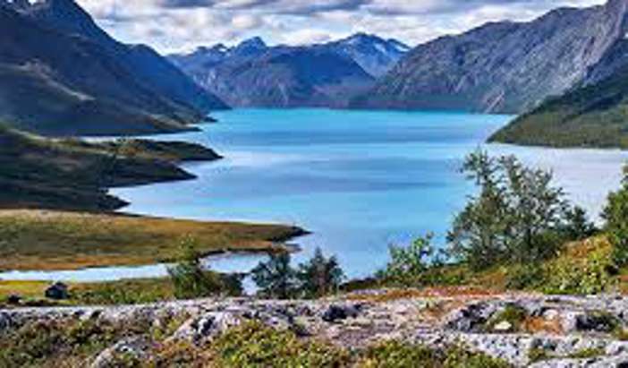 Romsdalsfjord (Scenic Cruising)