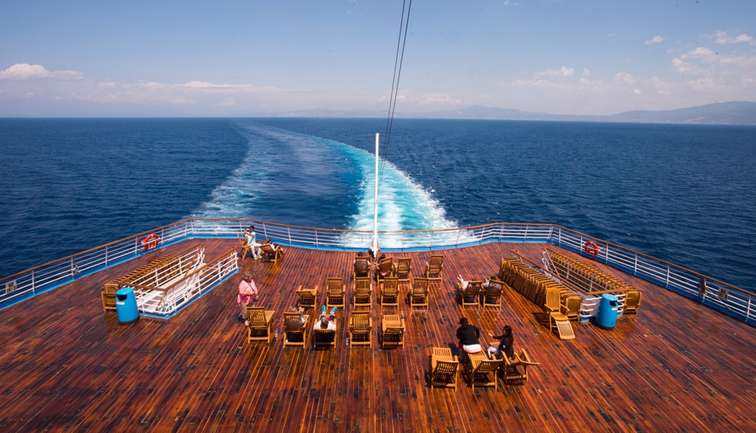 Sundeck
