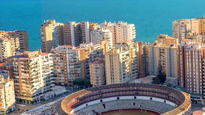 Embrace the Vibrancy of Málaga
