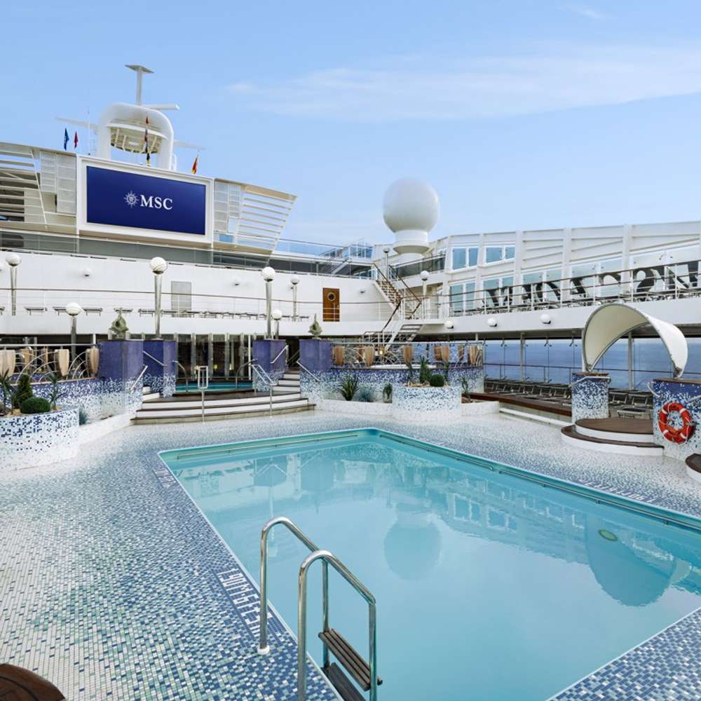 MSC Poesia - Coral Bay Pool