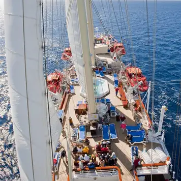 Onboard star clipper