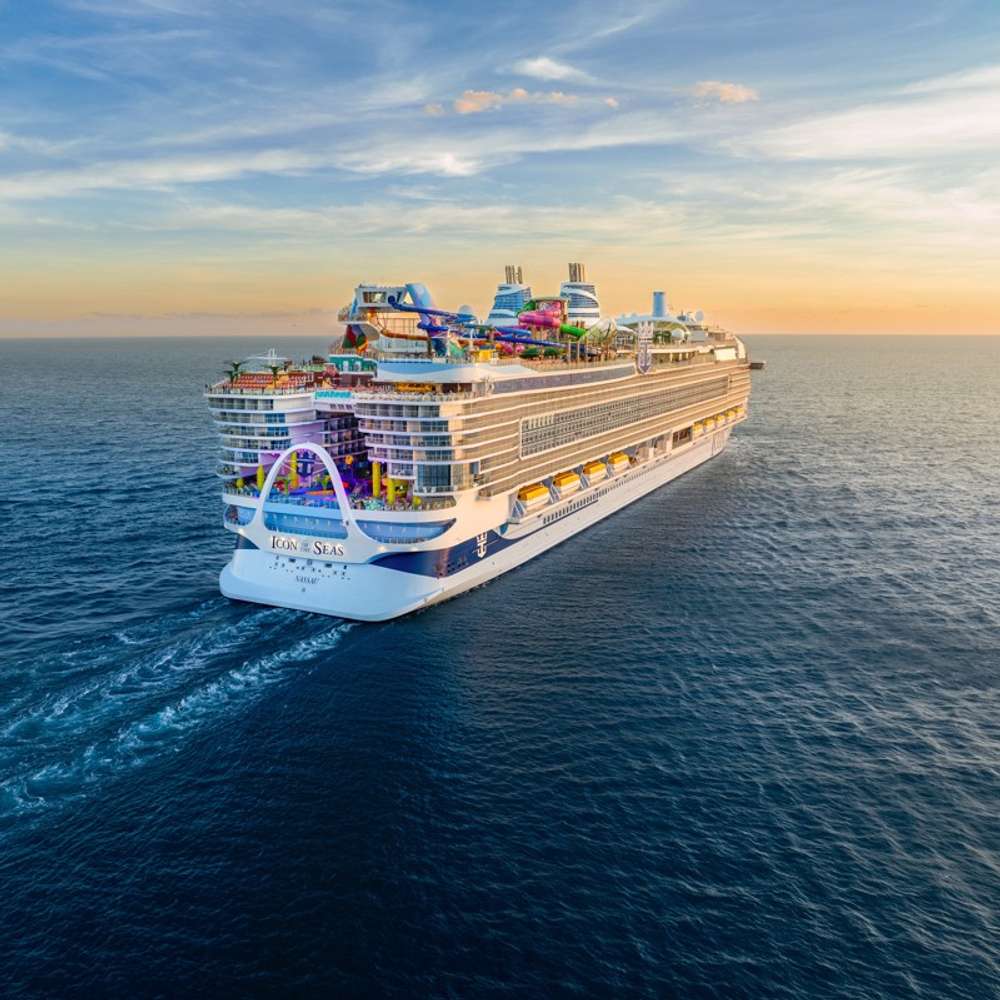 Icon of the Seas (rear)