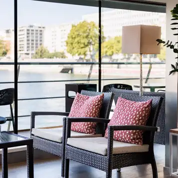 Club Lounge