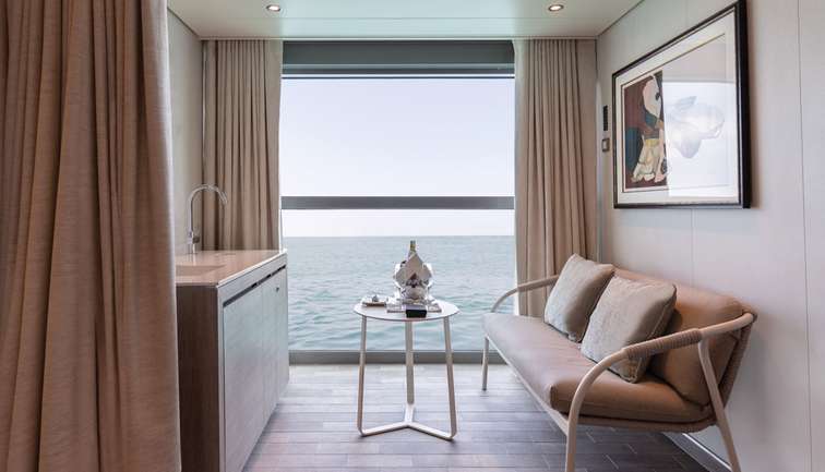 Suite Living Space
