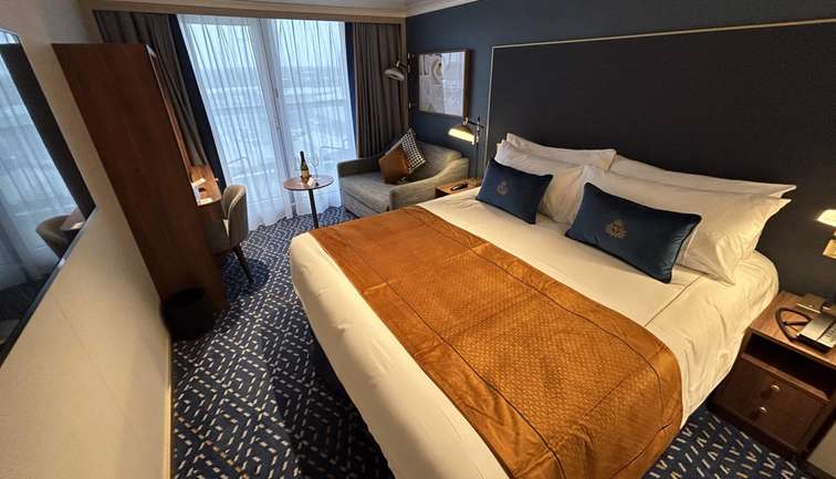 Britannia Club Stateroom